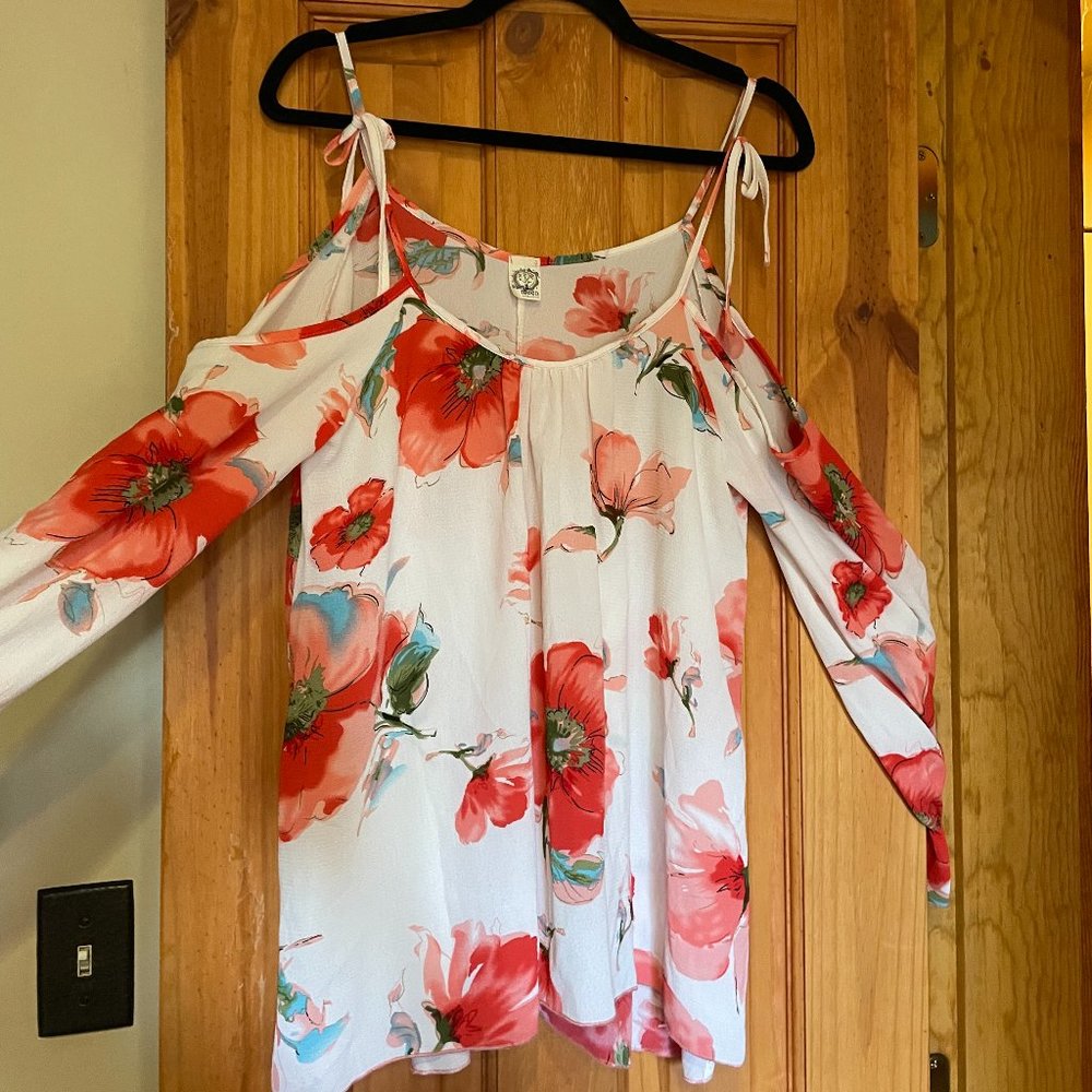 Sun N Moon Flowing Floral Top